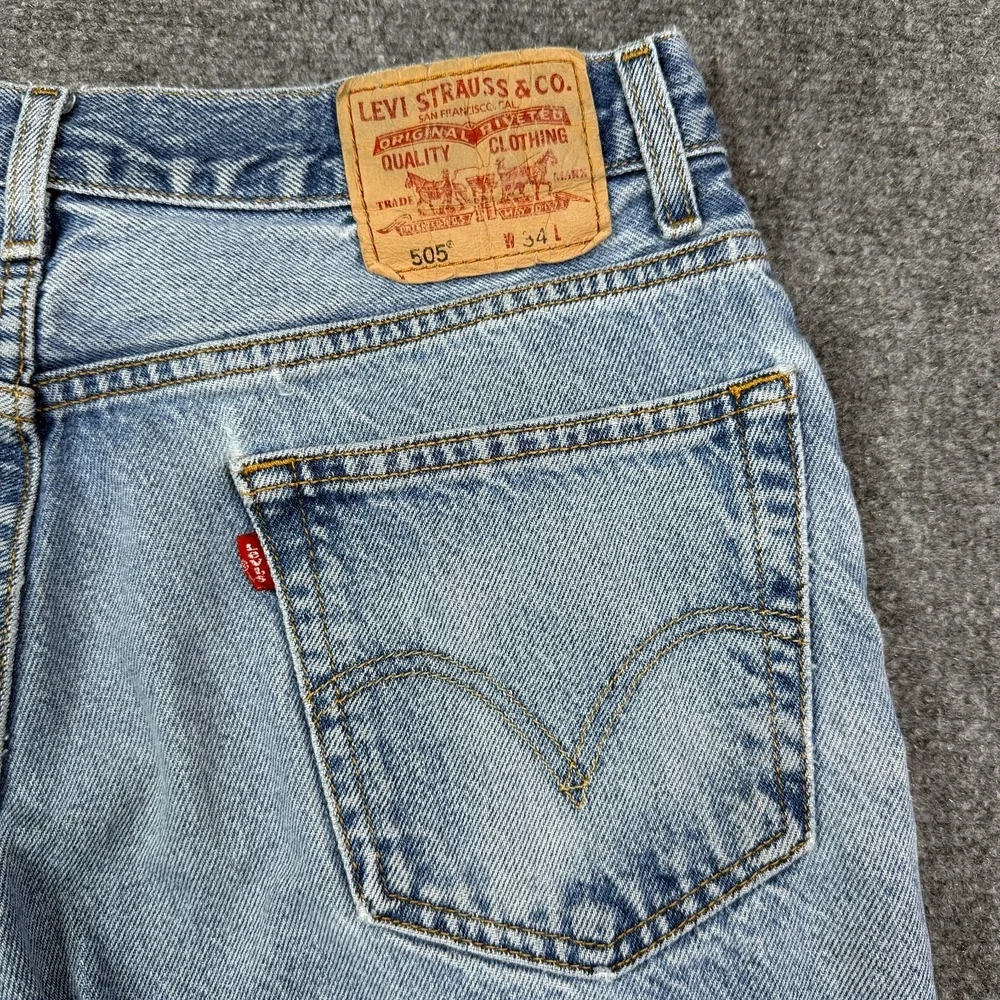 Levis 505 Shorts Mens Size 34 Regular Fit Light Wash Vintage Distressed Denim